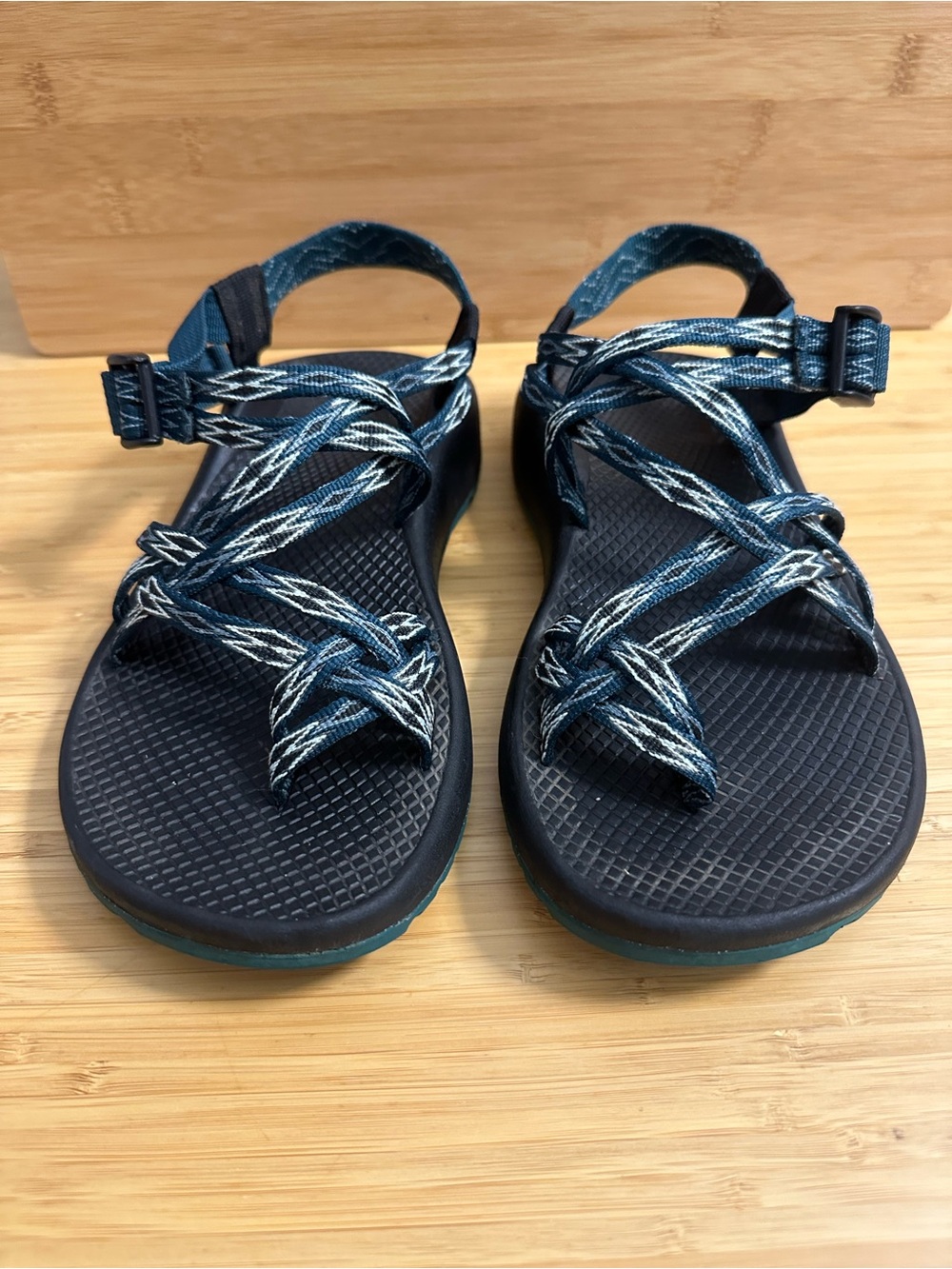 Chaco Women’s Double Strap Sandals sz9